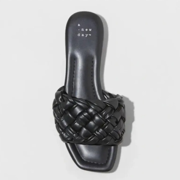 NEW A New Day Carissa Black Woven Sandals - Picture 5 of 5